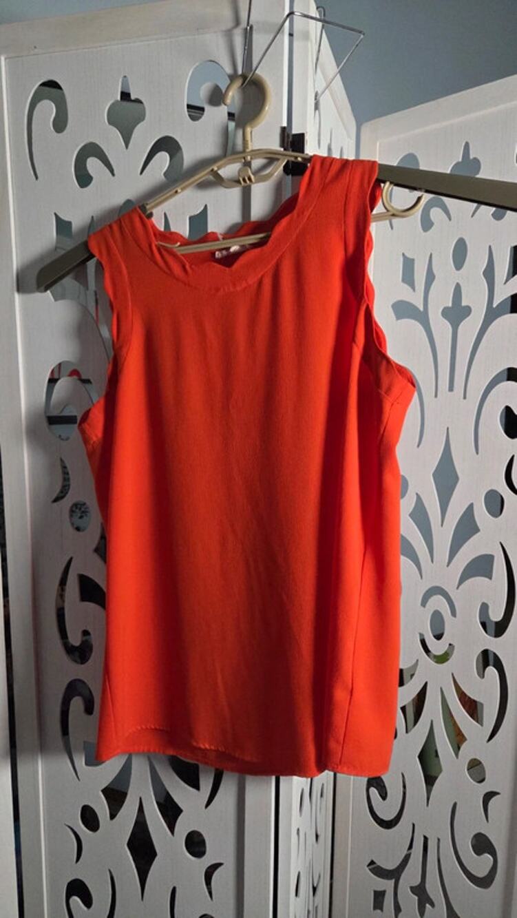 Pleione Women's M Coral Orange Sleeveless Blouse Ruffle Neck Career Top EUC